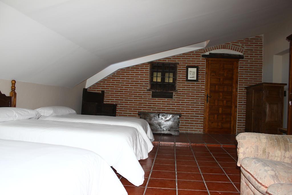Palacio De Monjaraz Ávila Δωμάτιο φωτογραφία